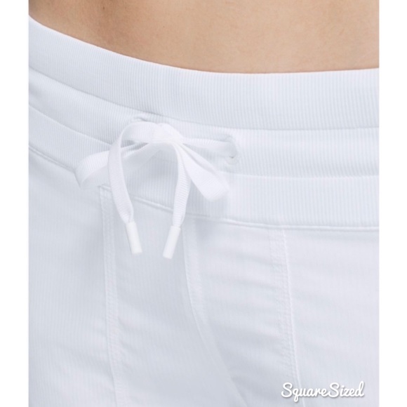 LULULEMON Dance Studio Drawstring Liner Cropped Pants - Picture 4 of 13